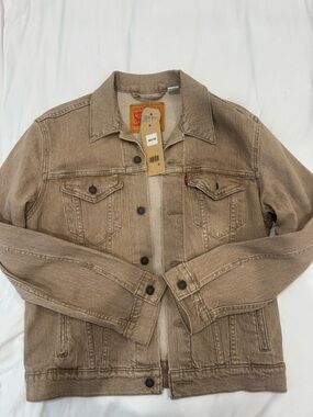 Men Levi's Denim Jacket